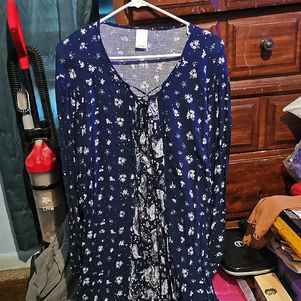 !!.       .Ladies 3X. Floral Navy Blue Dress